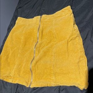 Mustard skirt